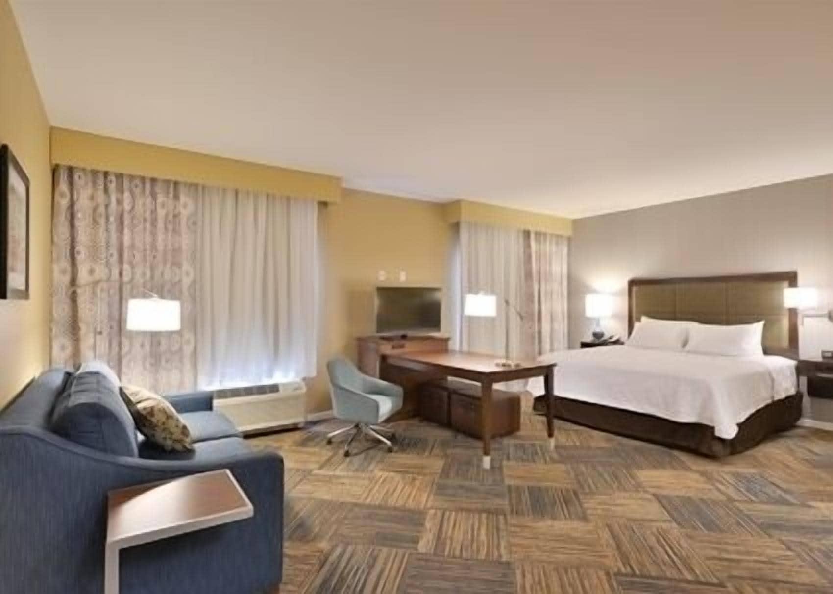 Hampton Inn Fond Du Lac Bagian luar foto