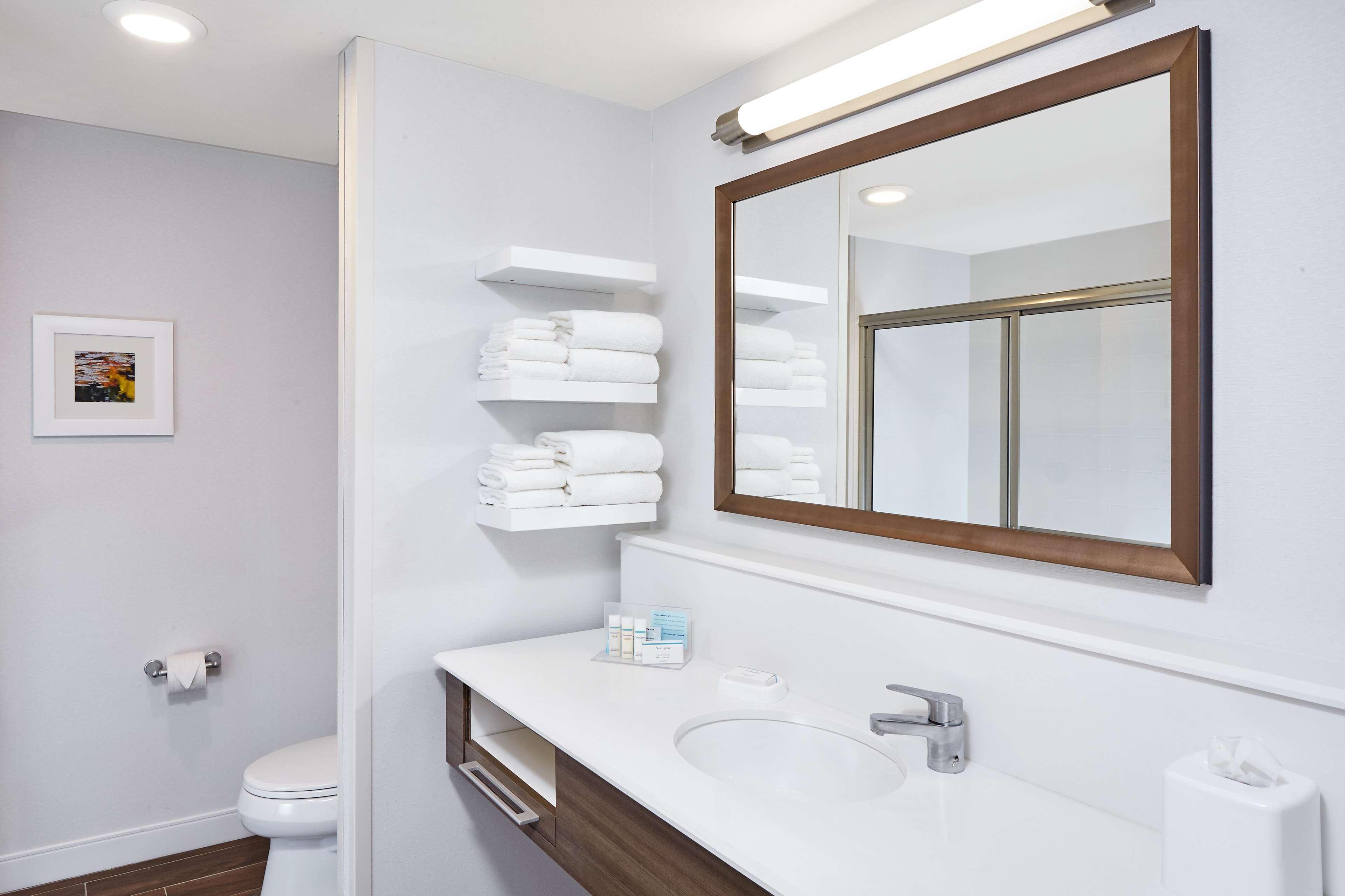 Hampton Inn Fond Du Lac Bagian luar foto